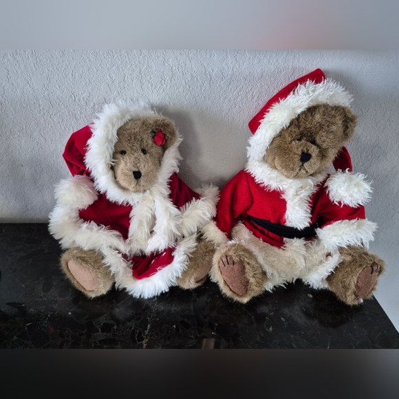 Festive Boyd Santa Teddy Bears